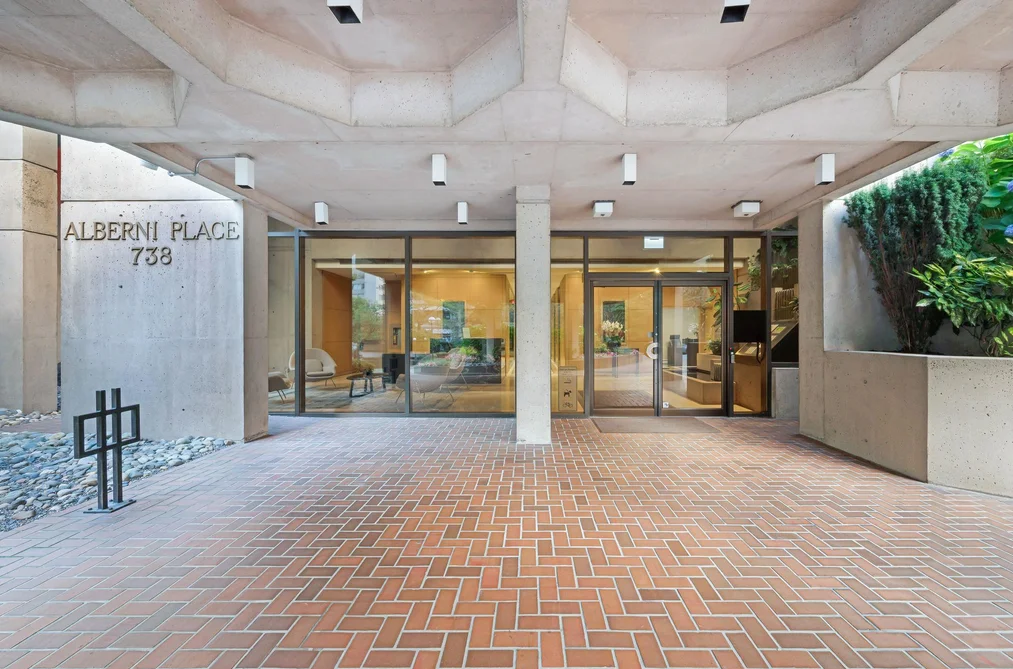 601 738 BROUGHTON STREET, Vancouver BC V6G 3A7, Vancouver BC — Residential for Sale - Photo 2