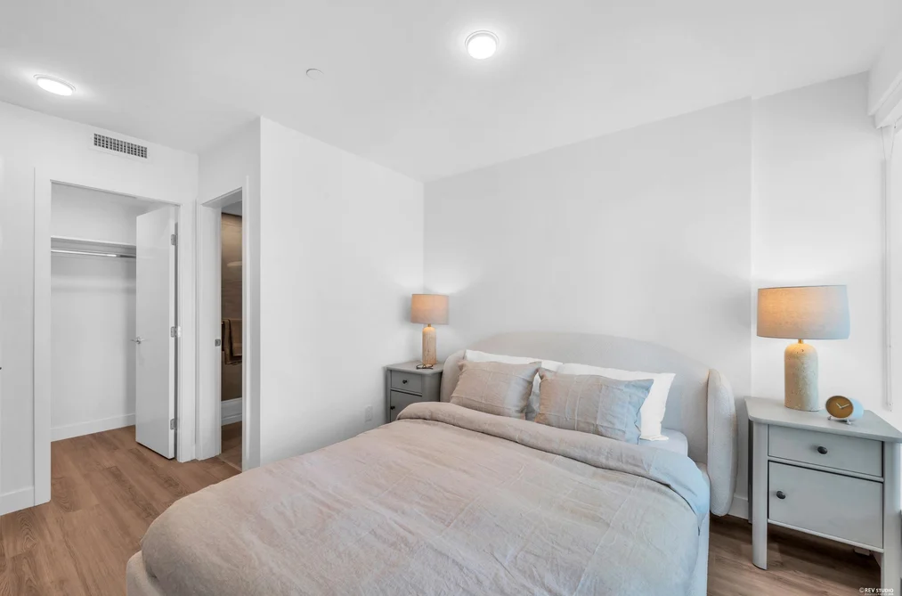601 7977 LANSDOWNE ROAD, Richmond, BC — Residential for Sale — Photo 10 of 32