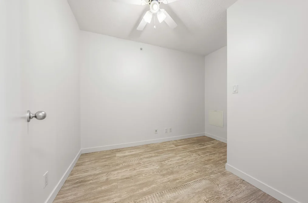 601 813 AGNES STREET, New Westminster, BC — Residential for Sale — Photo 17 of 31