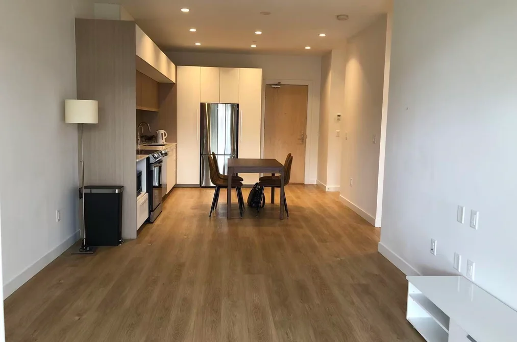 Condo for sale at 601 9888 University Crescent Burnaby British Columbia - MLS: R3158334