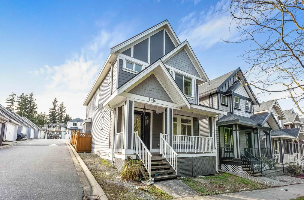 House for sale at 6015 138a Street Surrey British Columbia - MLS: R3127389