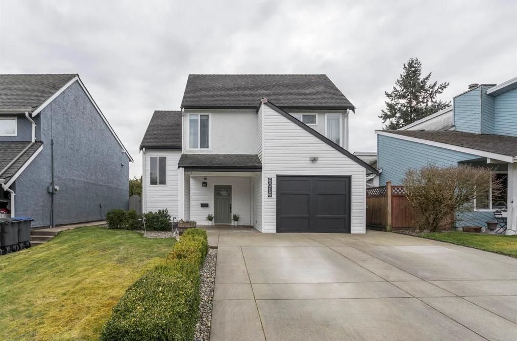 House for sale at 6016 Brooks Crescent Surrey British Columbia - MLS: R3107233