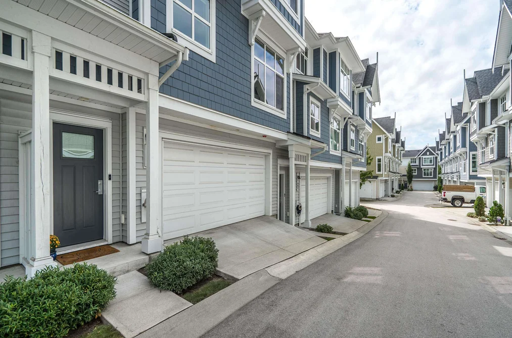 602 11295 PAZARENA PLACE, Maple Ridge BC V2X 4K9, Maple Ridge BC — Residential for Sale - Photo 3