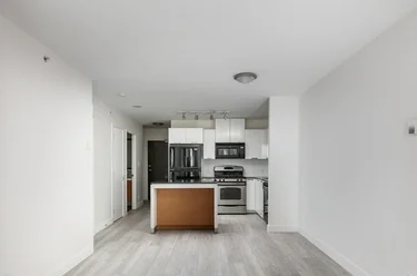 151 W 2nd St Unit 602, North Vancouver, BC - MLS: R3153375