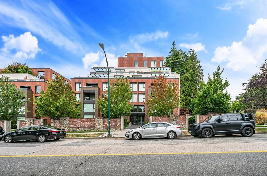 Condo for sale at 602 1561 W 57th Avenue Vancouver British Columbia - MLS: R3081933