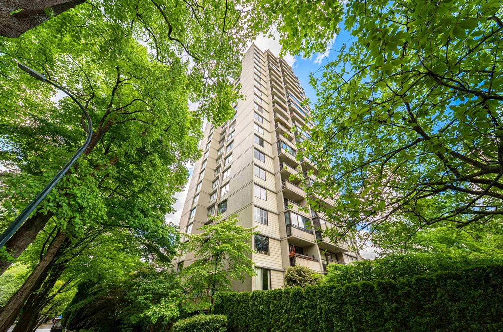 Condo for sale at 602 1816 Haro Street Vancouver British Columbia - MLS: R3125642