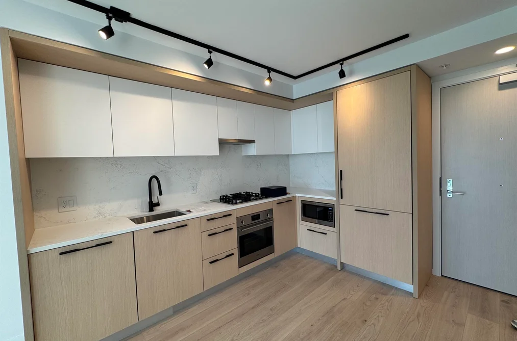 602 2729 KINGSWAY, Vancouver BC V5R 4S9, Vancouver BC — Residential for Sale - Photo 2