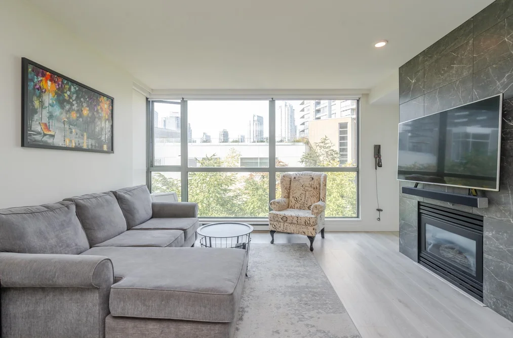 Condo for sale at 602 4888 Hazel Street Burnaby British Columbia - MLS: R3159124
