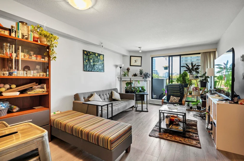 Condo for sale at 602 6611 Cooney Road Richmond British Columbia - MLS: R3138583