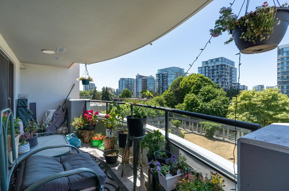602 6611 COONEY ROAD, Richmond, BC — Residential for Sale — Photo 9 of 12