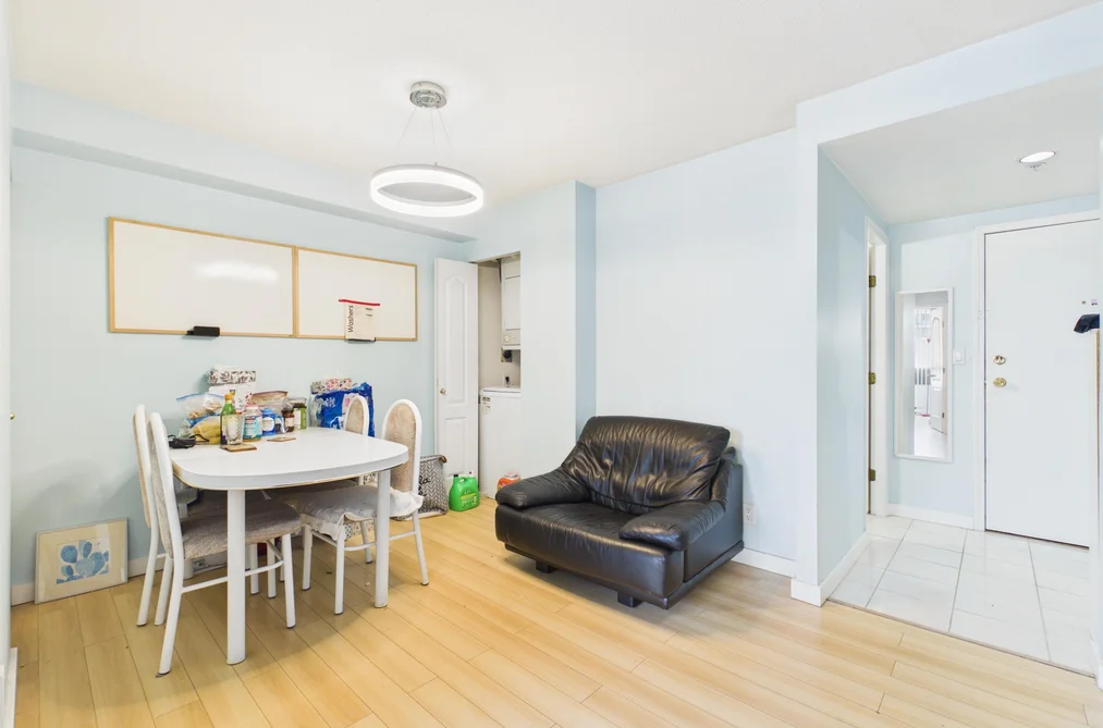 602 7995 WESTMINSTER HIGHWAY, Richmond BC V6Y 3Y5, Richmond BC — Residential for Sale — Photo 6 of 20