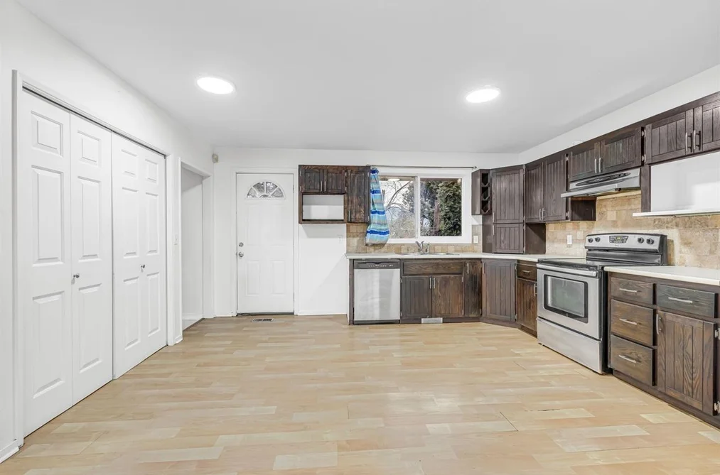 6020 TYSON ROAD, Chilliwack BC V2R 3R5, Chilliwack BC — Residential for Sale - Photo 3