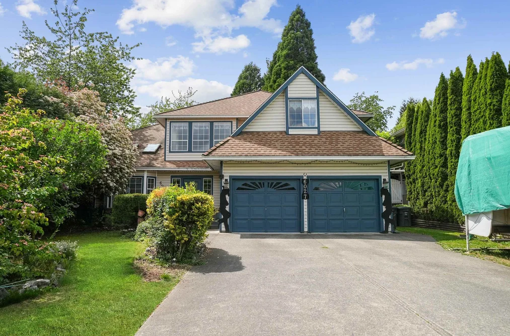 House for sale at 6027 192 Street Surrey British Columbia - MLS: R3126169