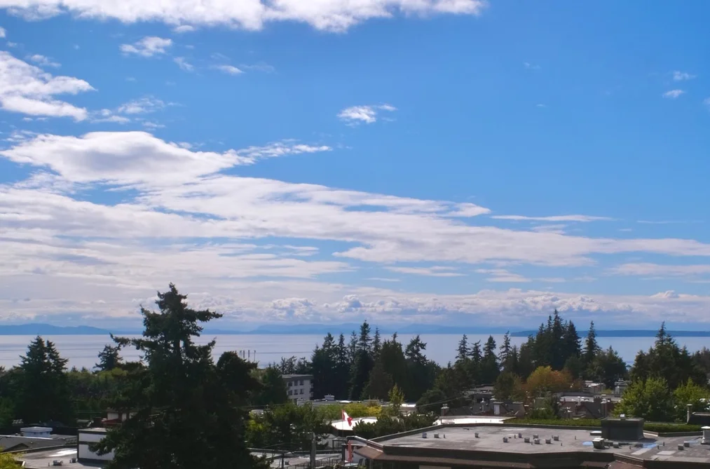 Condo for sale at 603 1442 Foster Street White Rock British Columbia - MLS: R3161922