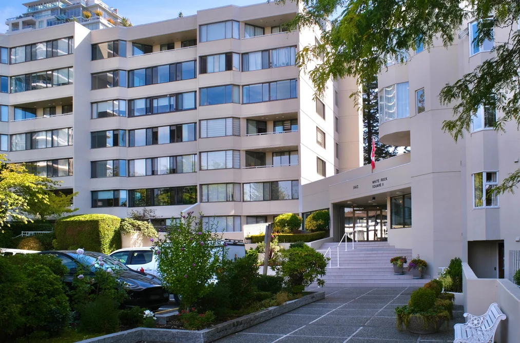 Condo for sale at 603 1442 Foster Street White Rock British Columbia - MLS: R3161922