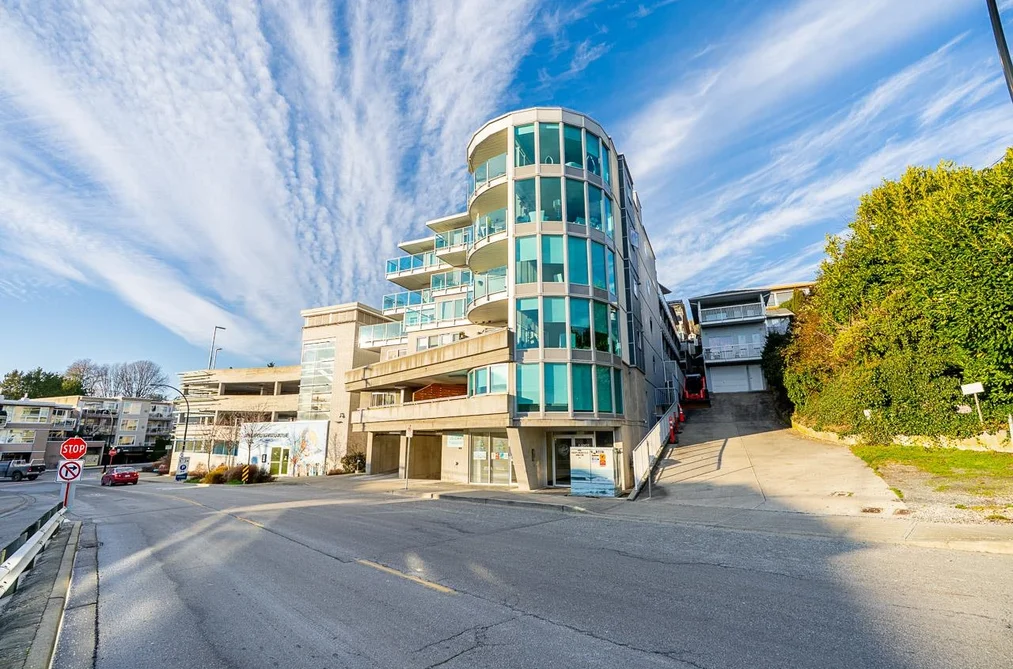 603 14955 VICTORIA AVENUE, White Rock BC V4B 1G2, White Rock BC — Residential for Sale - Photo 2