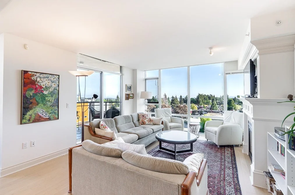 Condo for sale at 603 15445 Vine Avenue White Rock British Columbia - MLS: R3121512