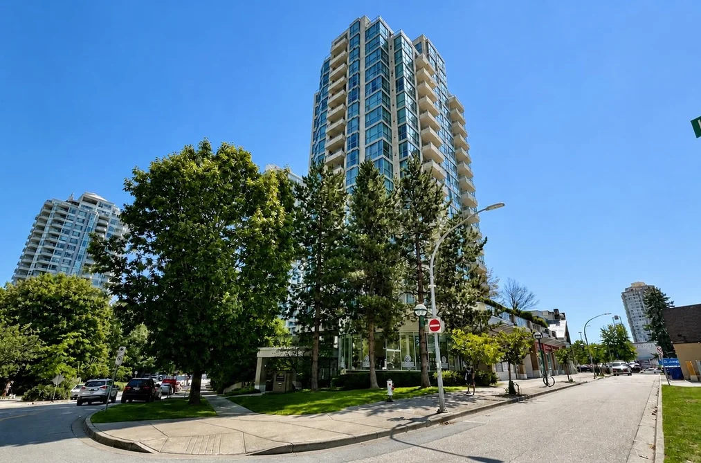 Condo for sale at 603 4788 Hazel Street Burnaby British Columbia - MLS: R3154543