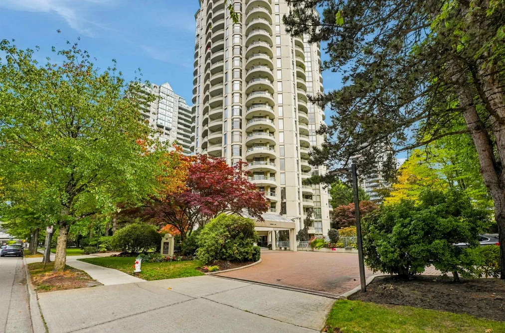 Condo for sale at 603 6188 Patterson Avenue Burnaby British Columbia - MLS: R3166964