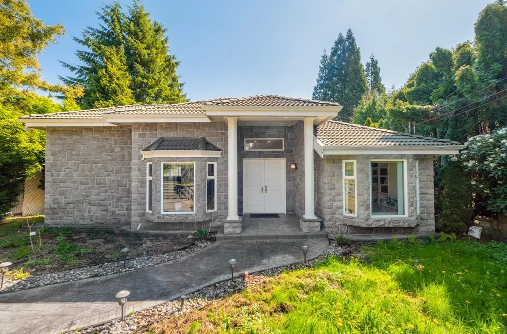 House for sale at 6030 Elgin Avenue Burnaby British Columbia - MLS: R3122906