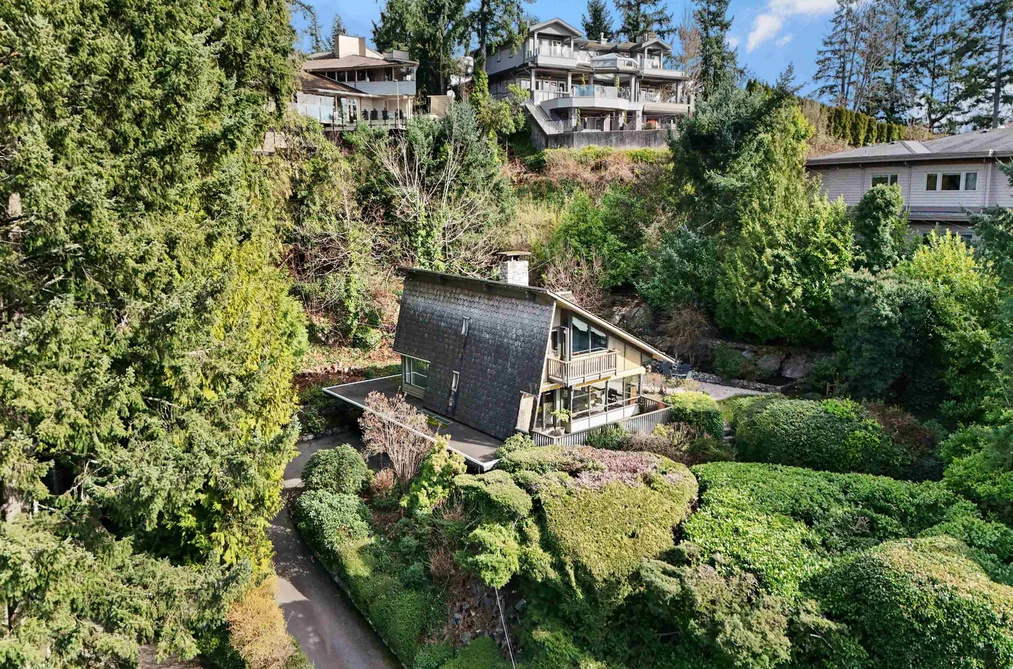 6035 EAGLERIDGE DRIVE, West Vancouver BC V7W 1W7, West Vancouver BC — Residential for Sale - Photo 2