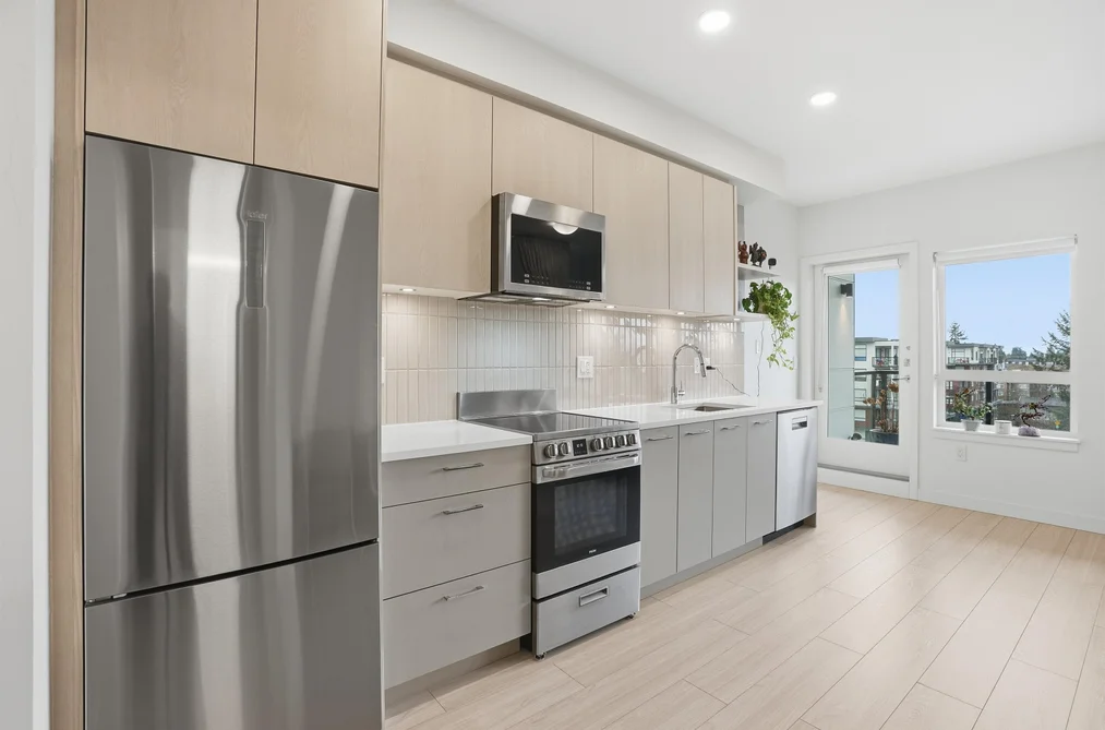 Condo for sale at 604 10777 138 Street Surrey British Columbia - MLS: R3096738