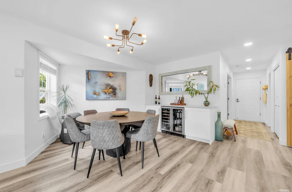 604 1500 OSTLER COURT, North Vancouver BC V7G 2S2, North Vancouver BC — Residential for Sale — Photo 10 of 40