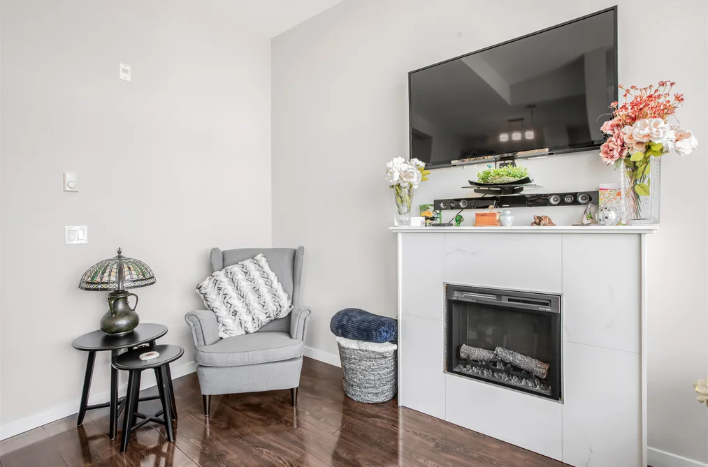 604 22318 LOUGHEED HIGHWAY, Maple Ridge BC V2X 2T4, Maple Ridge BC — Residential for Sale - Photo 7