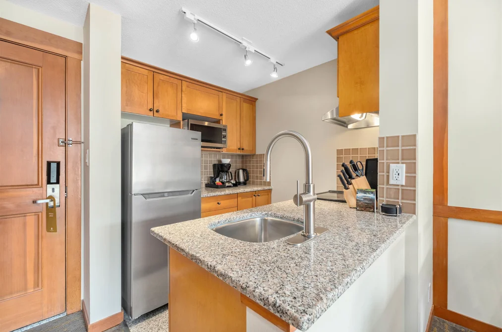 604 4320 SUNDIAL CRESCENT, Whistler BC V8E 1G6, Whistler BC — Residential for Sale - Photo 5