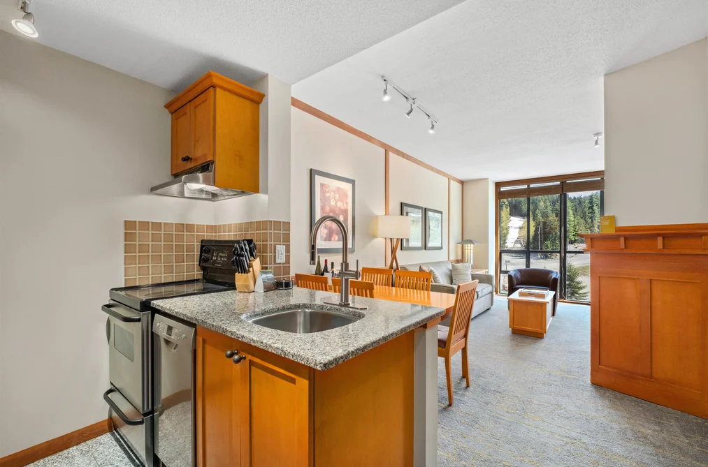 604 4320 SUNDIAL CRESCENT, Whistler BC V8E 1G6, Whistler BC — Residential for Sale - Photo 6