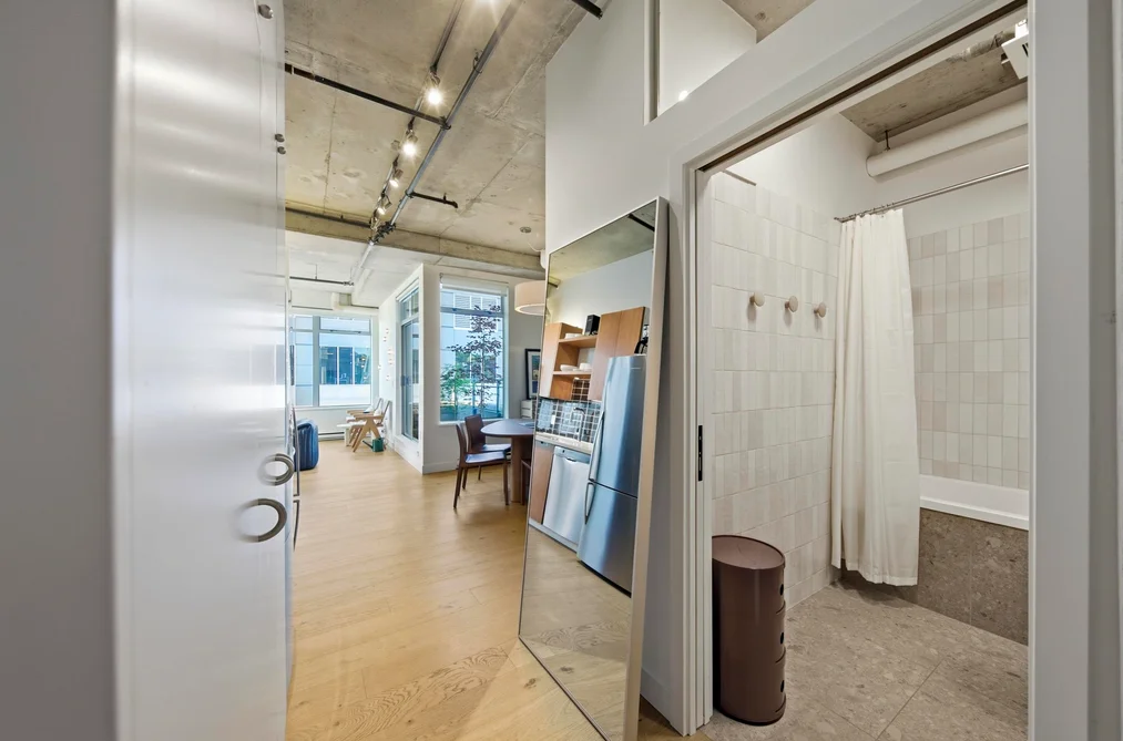 604 495 W 6TH AVENUE, Vancouver BC V5Y 1L3, Vancouver BC — Residential for Sale - Photo 2