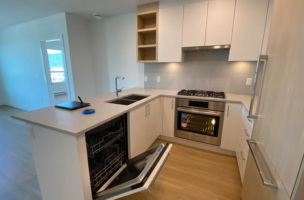 604 723 GROVER AVENUE, Coquitlam BC V3J 0L9, Coquitlam BC — Residential for Sale - Photo 4