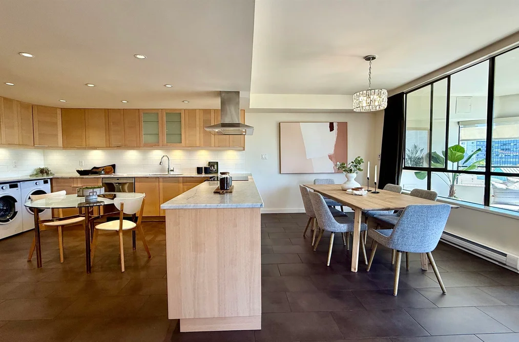 Condo for sale at 604 738 Broughton Street Vancouver British Columbia - MLS: R3125512