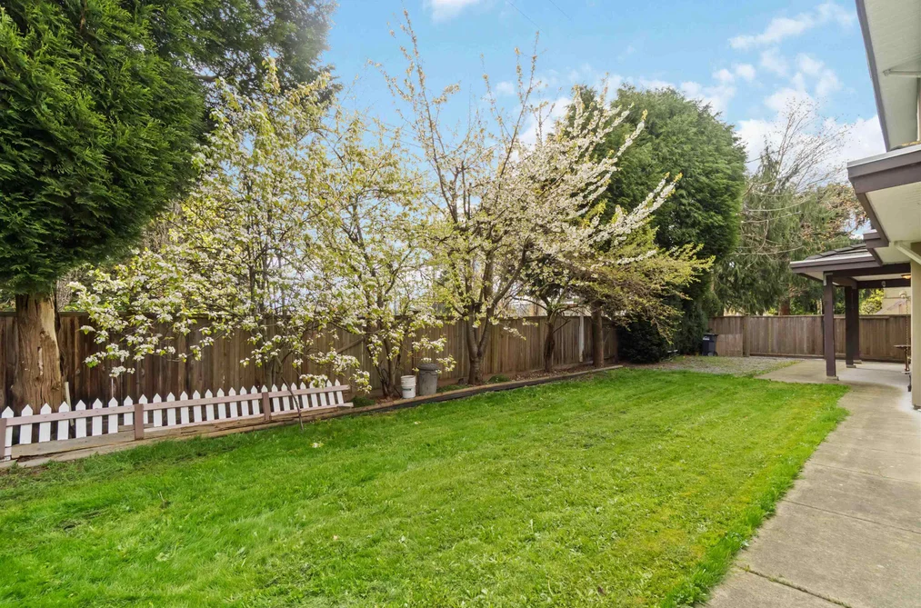 6040 ADAMS PLACE, Richmond BC V7C 2W1, Richmond BC — Residential for Sale - Photo 5