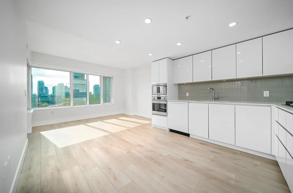 605 10428 WHALLEY BOULEVARD, Surrey BC V3T 0W2, Surrey BC — Residential for Sale - Photo 6