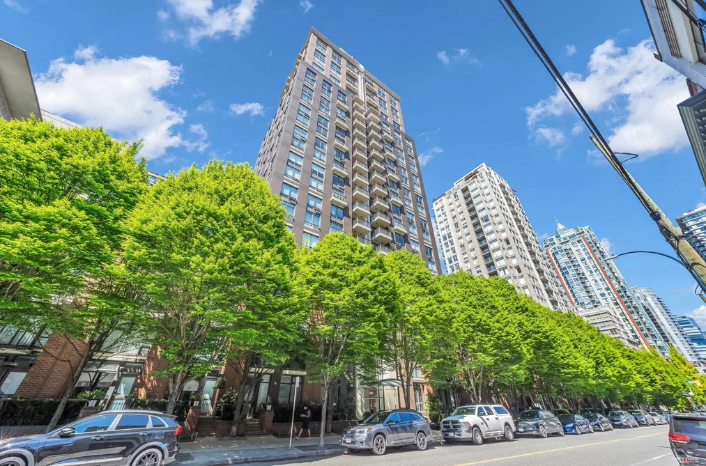Condo for sale at 605 1055 Homer Street Vancouver British Columbia - MLS: R3110783