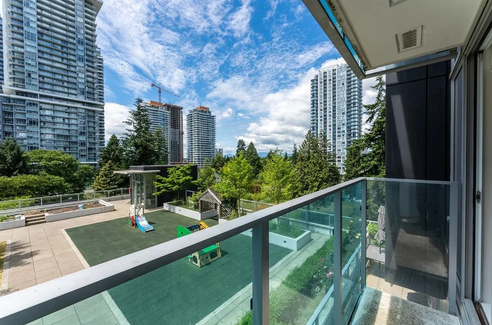 605 13438 CENTRAL AVENUE, Surrey BC V3T 0N2, Surrey BC — Residential for Sale — Photo 14 of 29