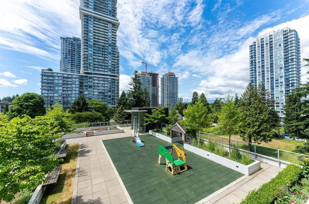 605 13438 CENTRAL AVENUE, Surrey BC V3T 0N2, Surrey BC — Residential for Sale — Photo 15 of 29