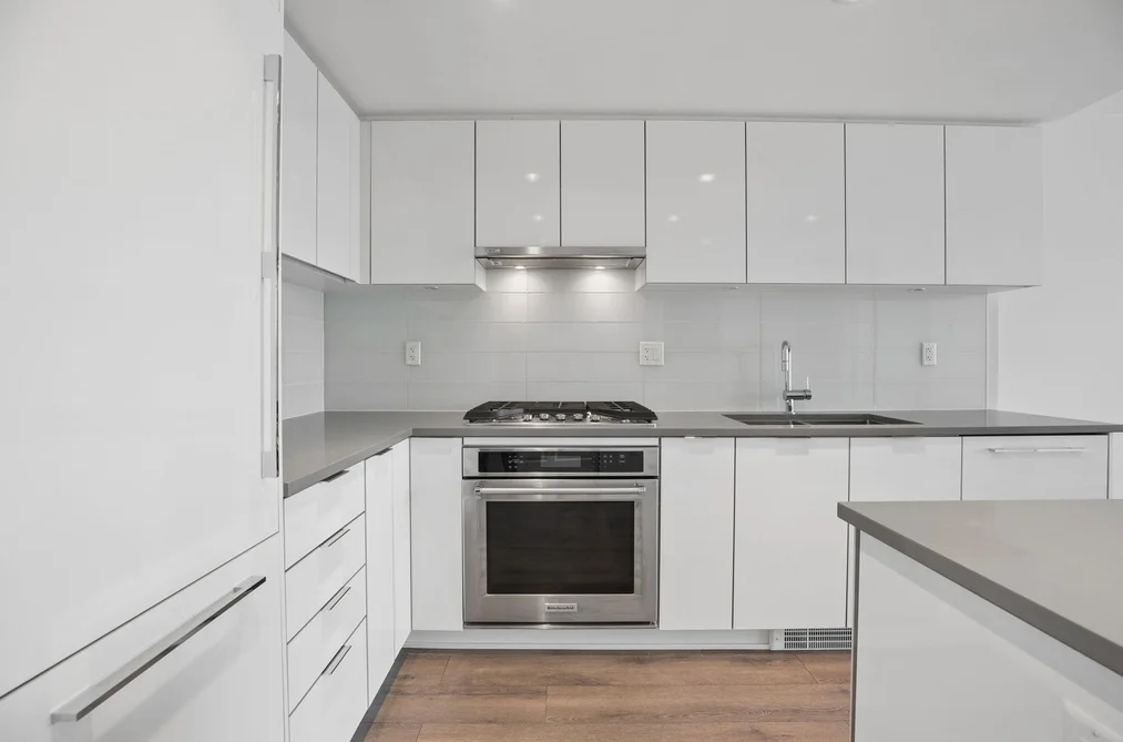 605 2388 MADISON AVENUE, Burnaby, BC — Residential for Sale — Photo 4 of 29