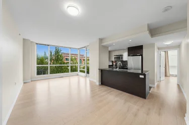 2968 Glen Dr. Unit 605, Coquitlam, BC - MLS: R3157487