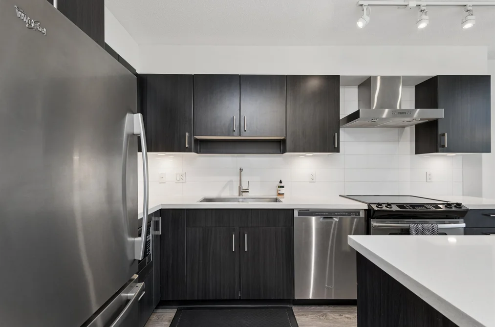 605 500 ROYAL AVENUE, New Westminster BC V3L 0G5, New Westminster BC — Residential for Sale — Photo 3 of 21