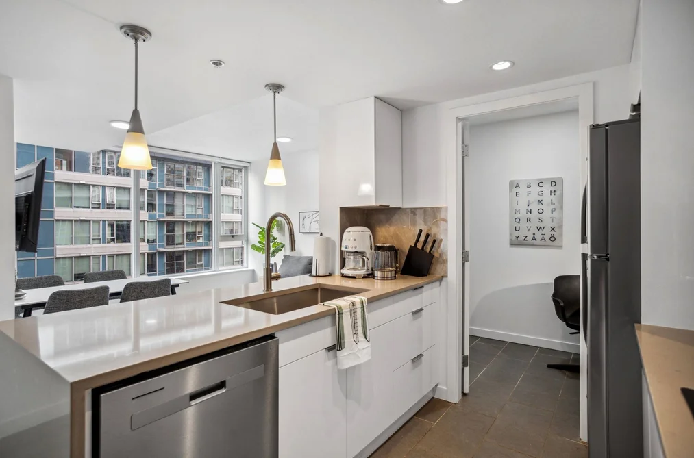 605 618 ABBOTT STREET, Vancouver BC V6B 0C1, Vancouver BC — Residential for Sale - Photo 6