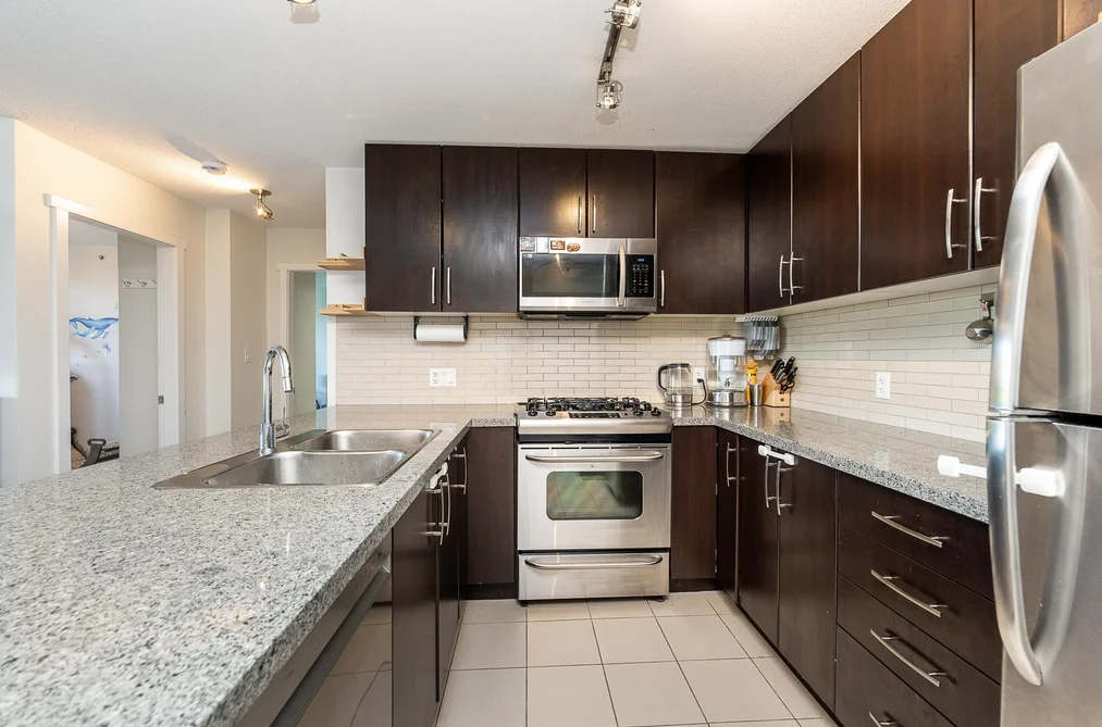 605 660 NOOTKA WAY, Port Moody BC V3H 0B7, Port Moody BC — Residential for Sale - Photo 3
