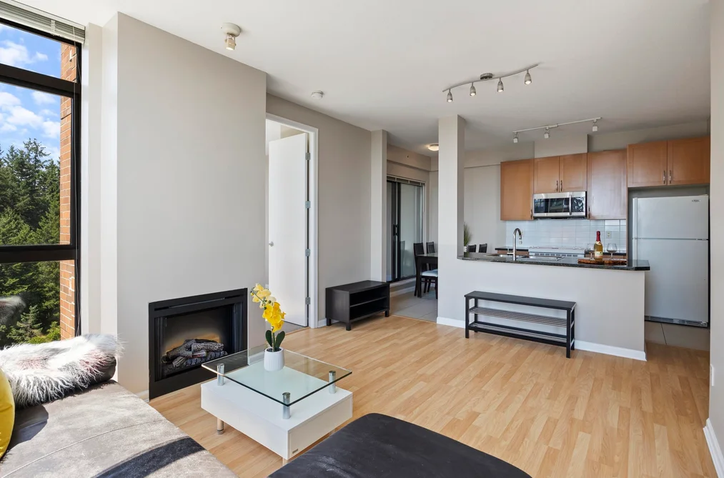 605 6833 STATION HILL DRIVE, Burnaby, BC — Residential for Sale — Photo 12 of 40