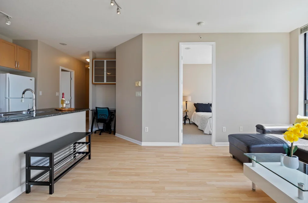 605 6833 STATION HILL DRIVE, Burnaby, BC — Residential for Sale — Photo 15 of 40