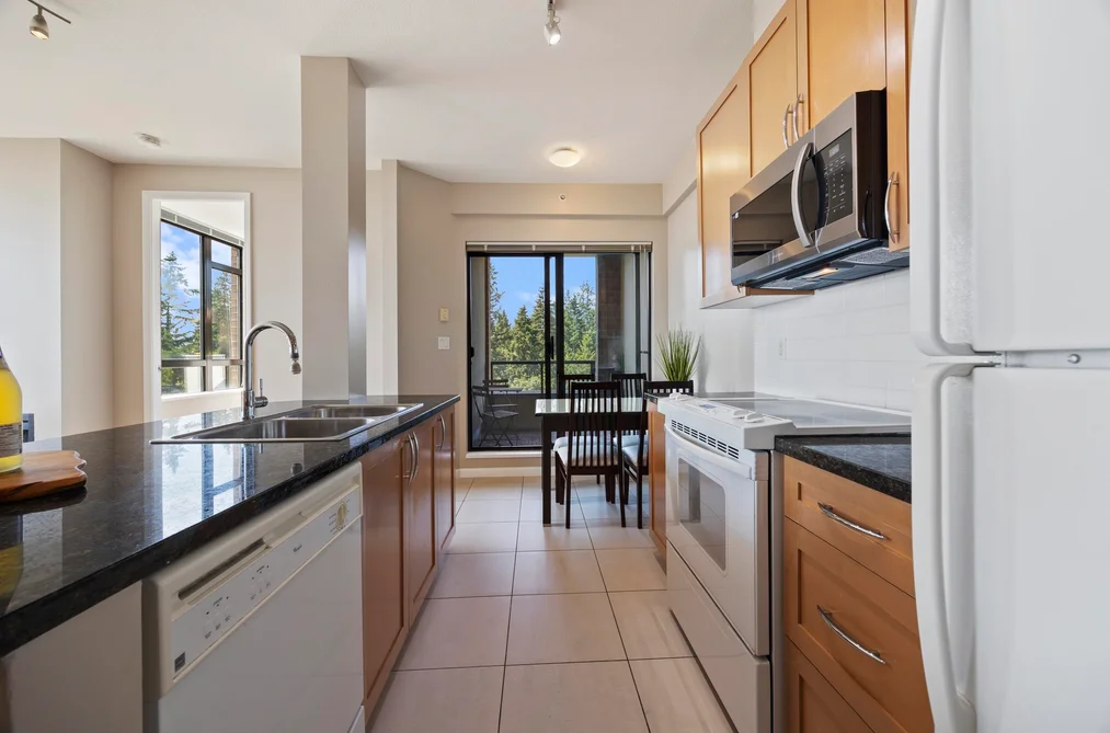 605 6833 STATION HILL DRIVE, Burnaby, BC — Residential for Sale — Photo 20 of 40