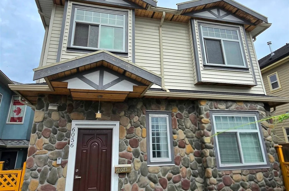 Half Duplex for sale at 6056 Victoria Drive Vancouver British Columbia - MLS: R3040132