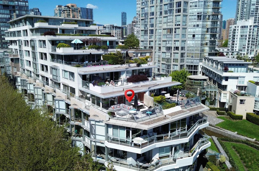 606 1288 MARINASIDE CRESCENT, Vancouver BC V6Z 2W5, Vancouver BC — Residential for Sale - Photo 2