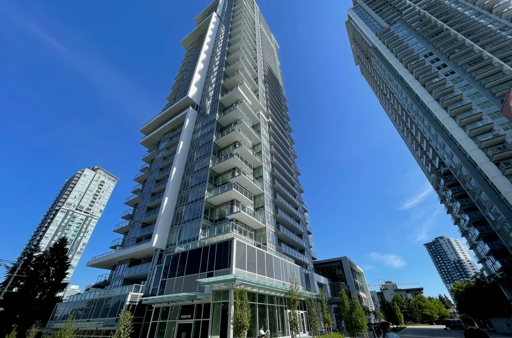Condo for sale at 606 13350 Central Avenue Surrey British Columbia - MLS: R3125925