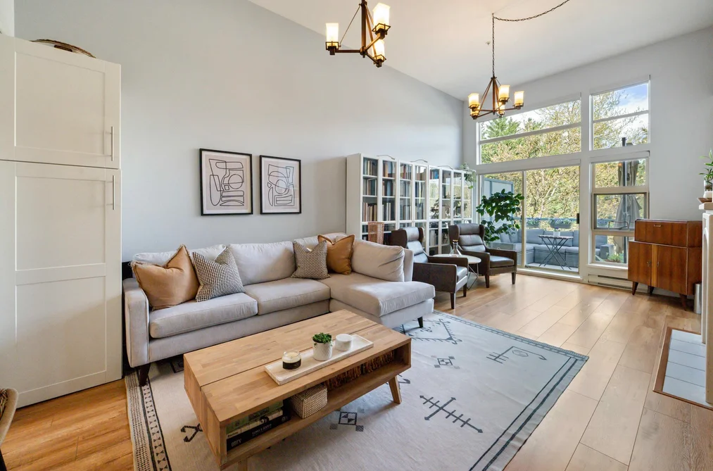 606 301 MAUDE ROAD, Port Moody BC V3H 5B1, Port Moody BC — Residential for Sale - Photo 2